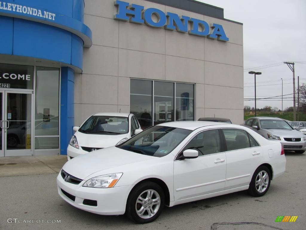 2007 Accord SE Sedan - Taffeta White / Ivory photo #1