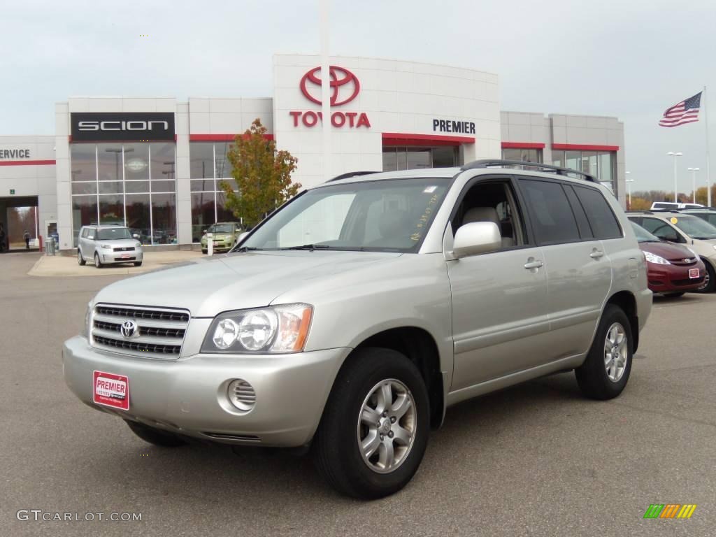 2003 Highlander V6 - Millenium Silver Metallic / Charcoal photo #1