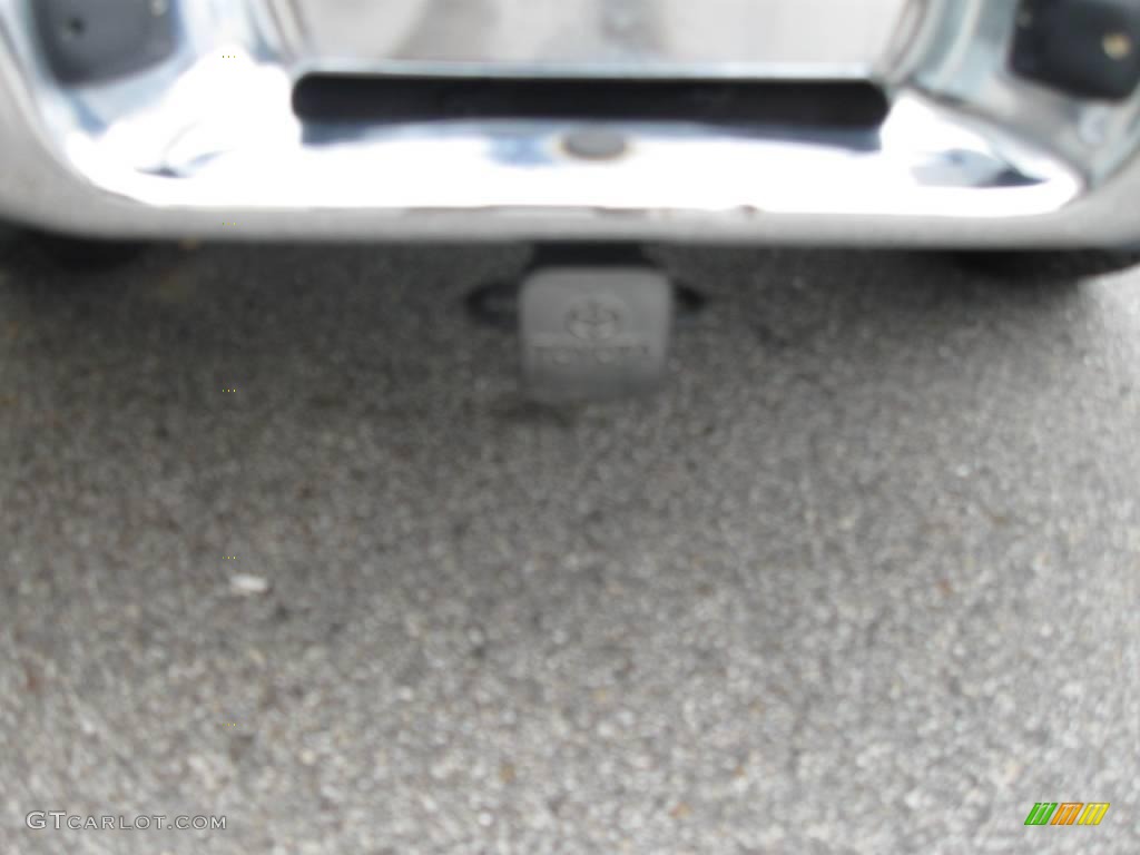 2004 Tacoma V6 Double Cab 4x4 - Lunar Mist Metallic / Charcoal photo #4
