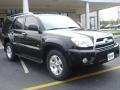 Black - 4Runner SR5 Photo No. 8