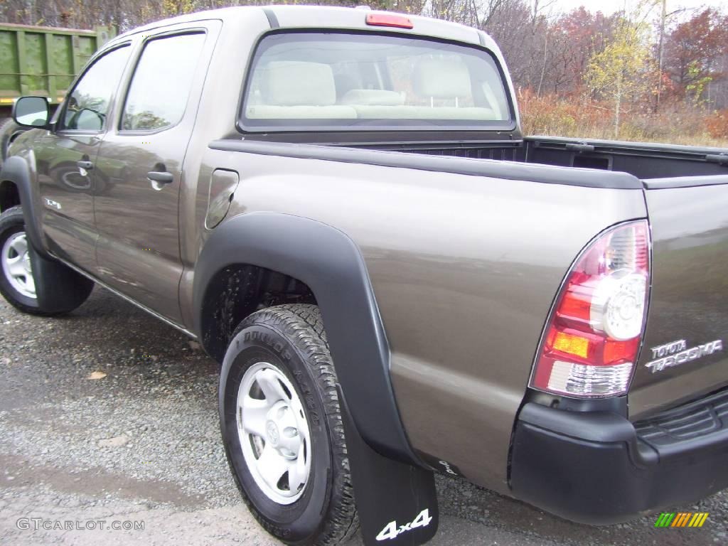 2009 Tacoma V6 Double Cab 4x4 - Pyrite Brown Mica / Sand Beige photo #6