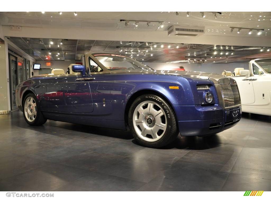 Metropolitan Blue 2008 Rolls-Royce Phantom Drophead Coupe Standard Phantom Drophead Coupe Model Exterior Photo #20743343