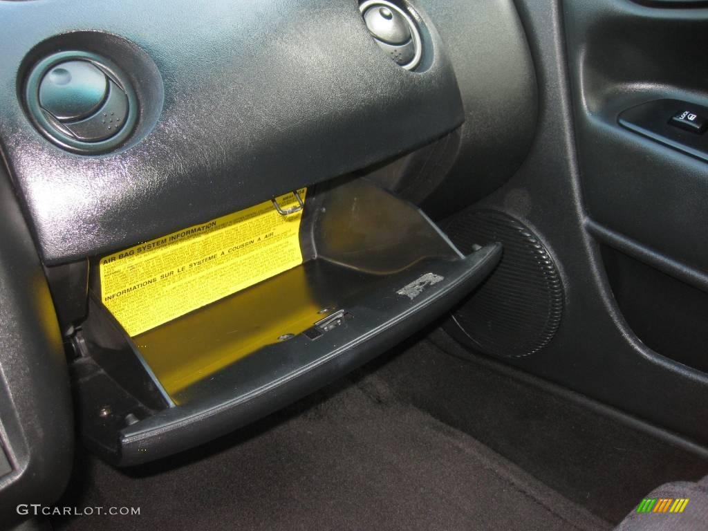 2002 Eclipse RS Coupe - Titanium Pearl / Black photo #16