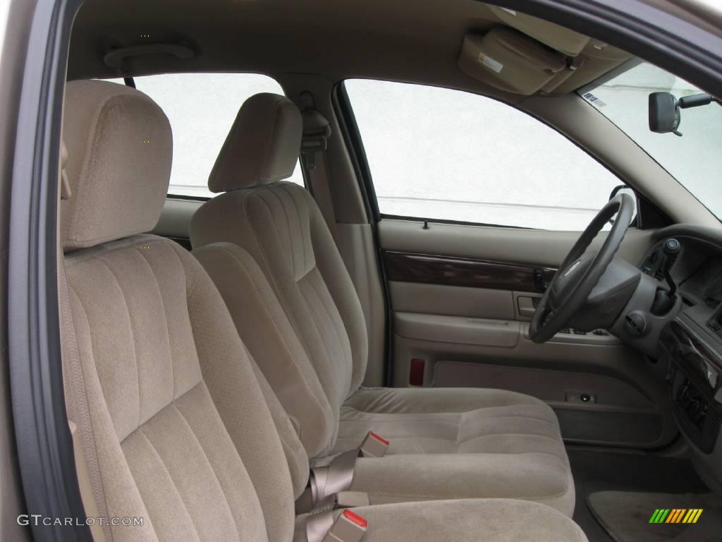 2004 Grand Marquis GS - Arizona Beige Metallic / Medium Parchment photo #5