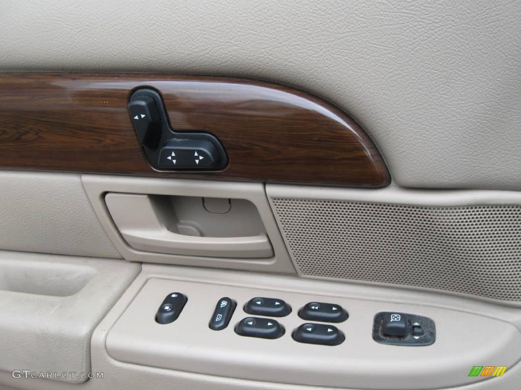 2004 Grand Marquis GS - Arizona Beige Metallic / Medium Parchment photo #6