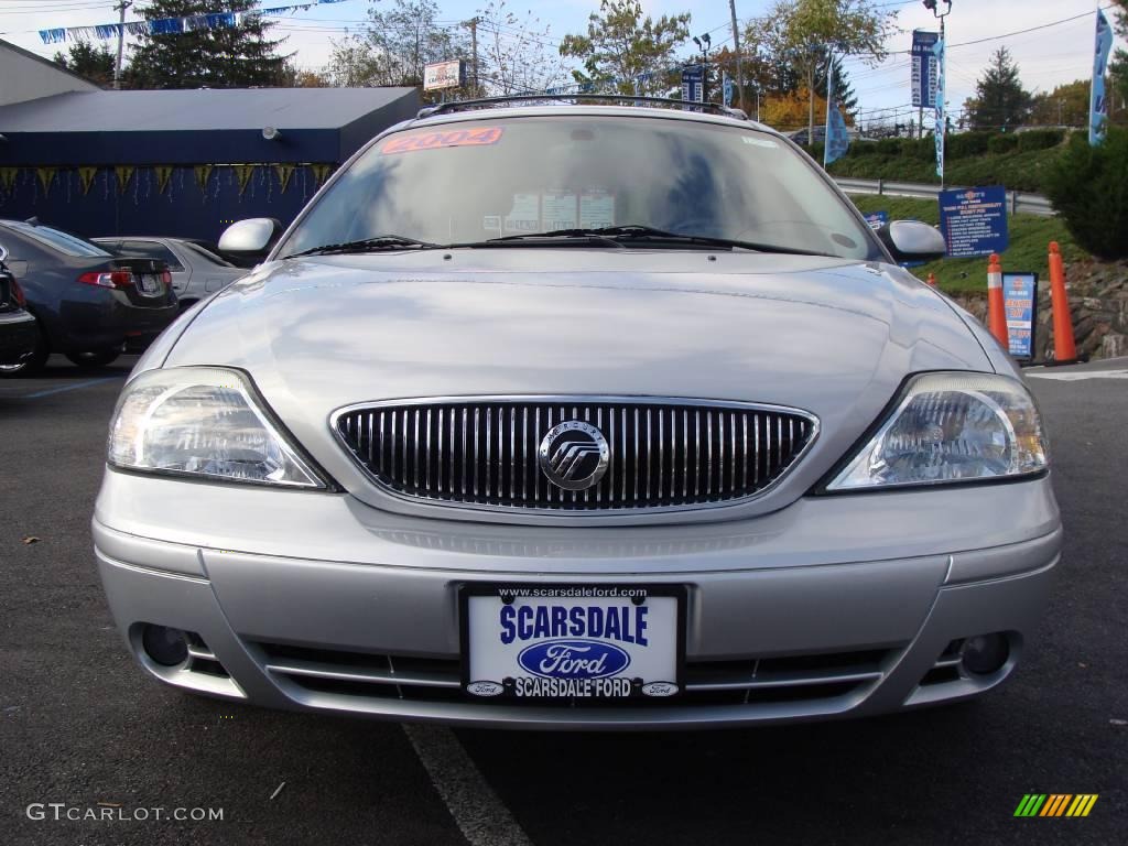 2004 Sable LS Premium Wagon - Silver Frost Metallic / Medium Graphite photo #2