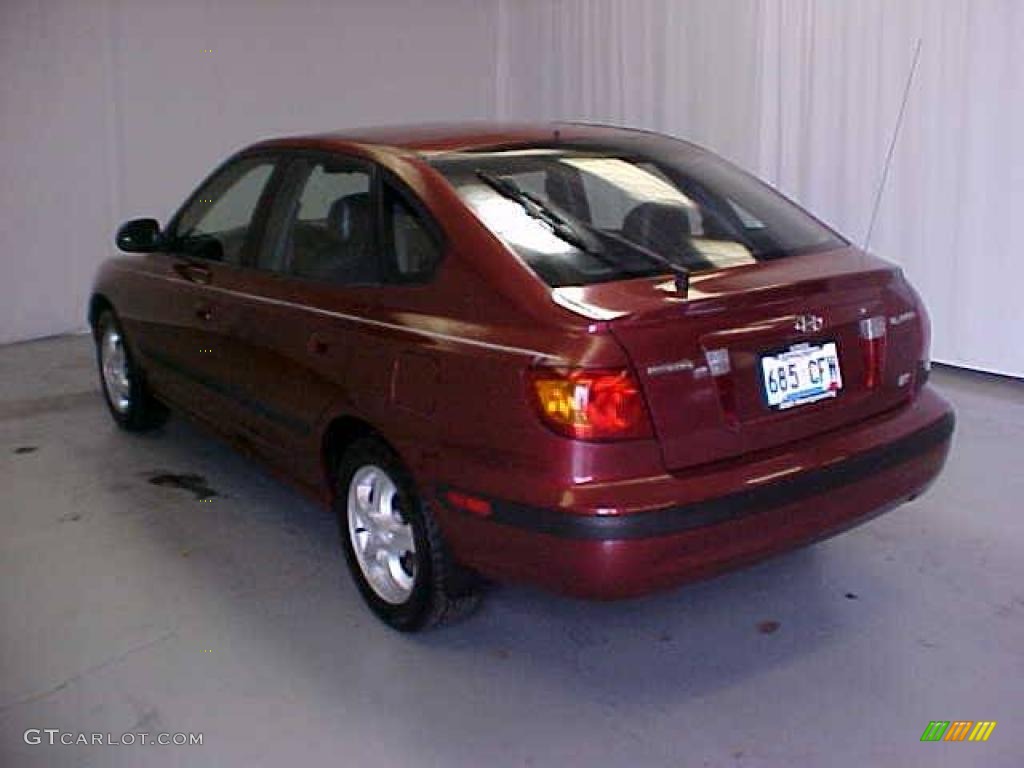 2002 Elantra GT Hatchback - Chianti Red / Dark Gray photo #19