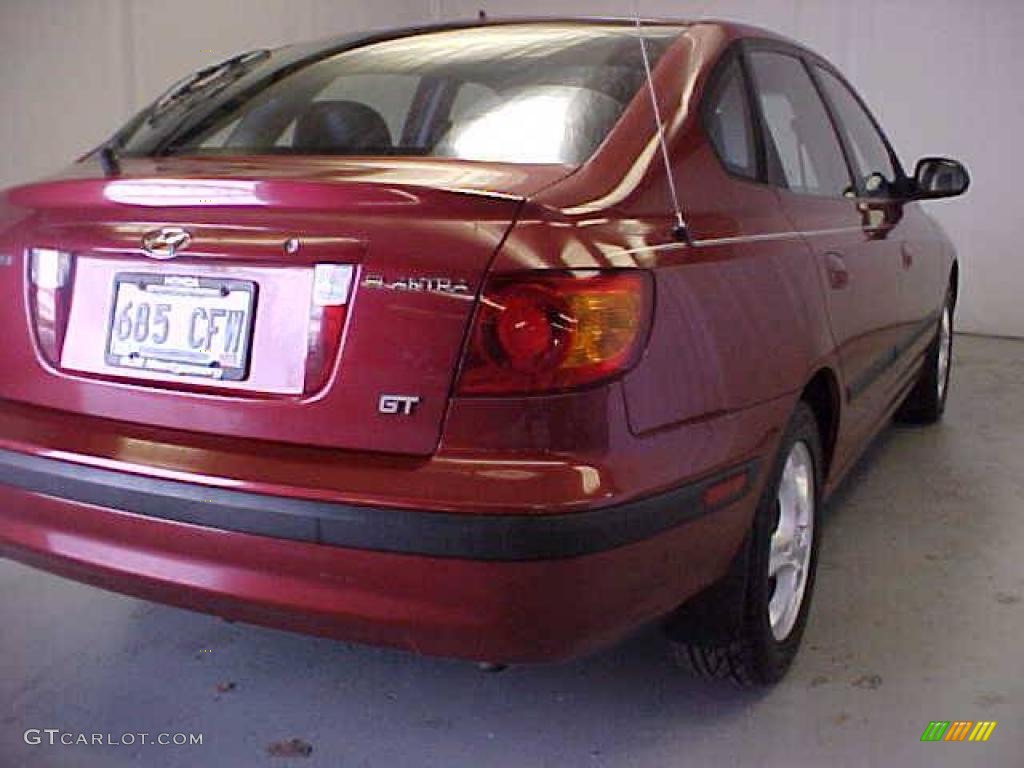 2002 Elantra GT Hatchback - Chianti Red / Dark Gray photo #21