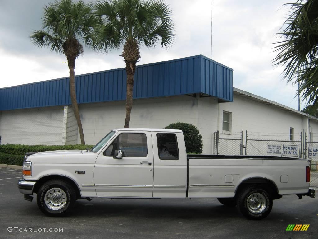 1996 F150 XLT Extended Cab - Oxford White / Opal Grey photo #6