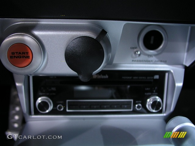 2006 Ford GT Standard GT Model Controls Photo #207533