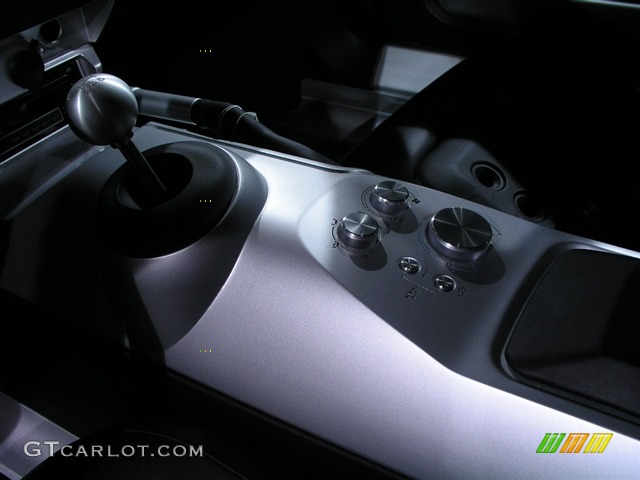 2006 Ford GT Standard GT Model Controls Photo #207547