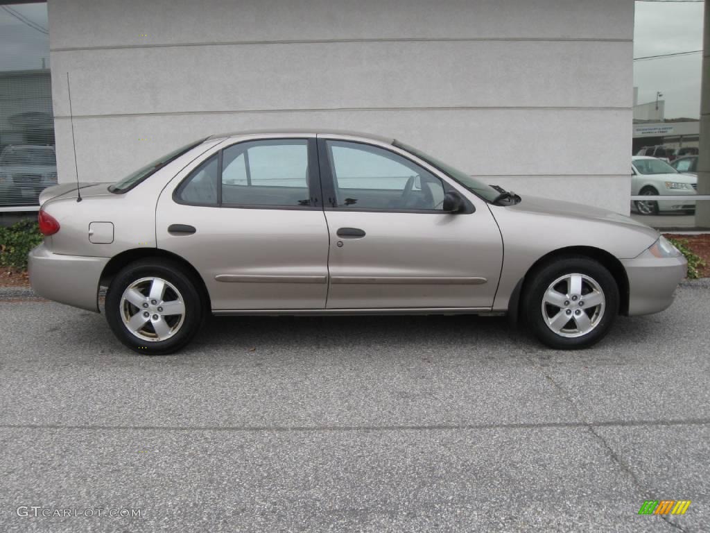2004 Cavalier LS Sedan - Sandrift Metallic / Neutral photo #2