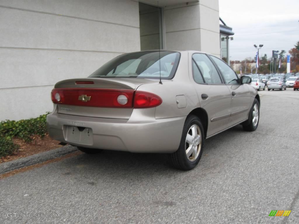 2004 Cavalier LS Sedan - Sandrift Metallic / Neutral photo #3