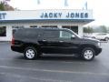 Black - Suburban 1500 LT 4x4 Photo No. 1