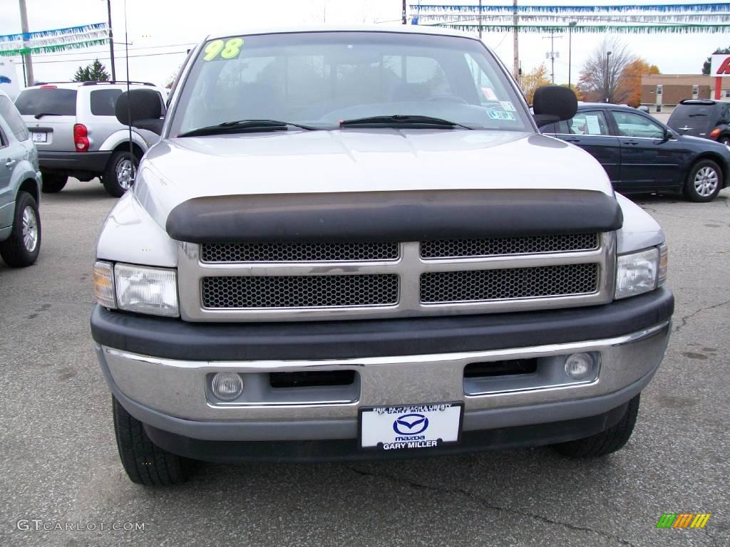 1998 Ram 1500 Laramie SLT Regular Cab 4x4 - Radiant Silver Metallic / Gray photo #9