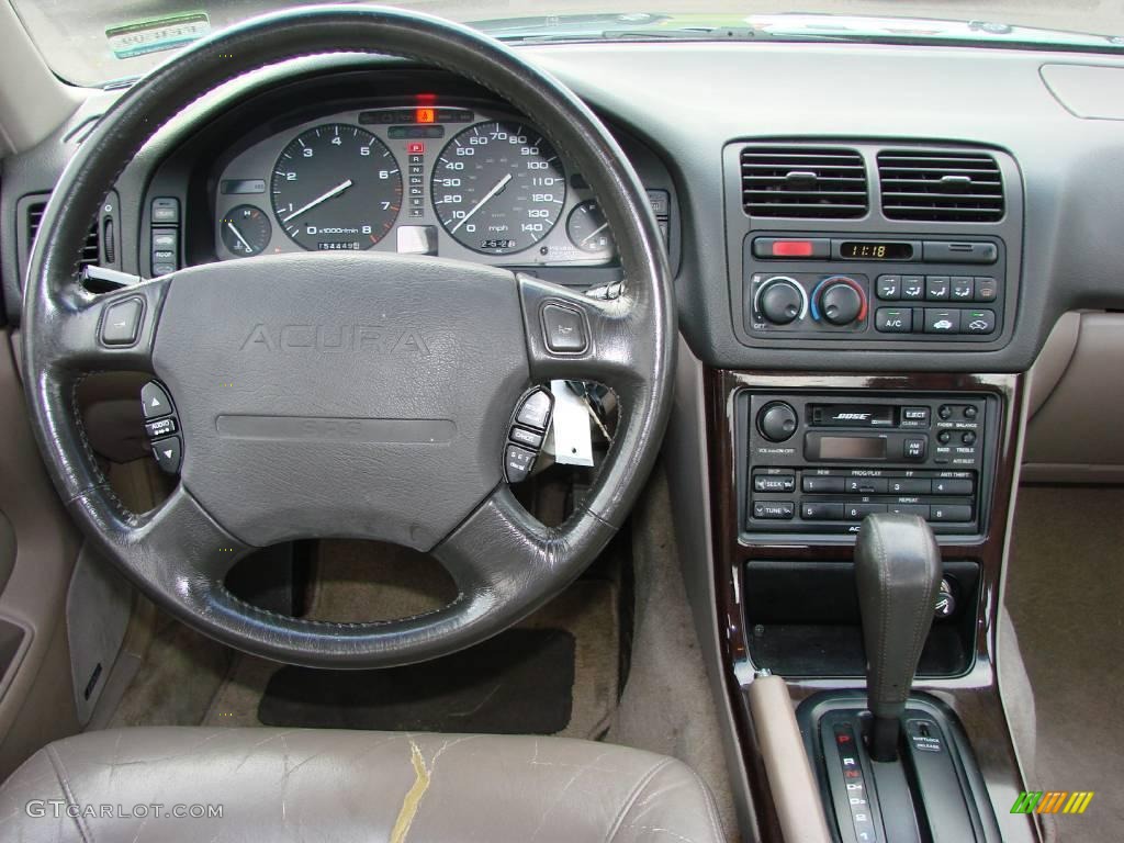 1995 Legend L Sedan - Canterbury Green Metallic / Parchment photo #9