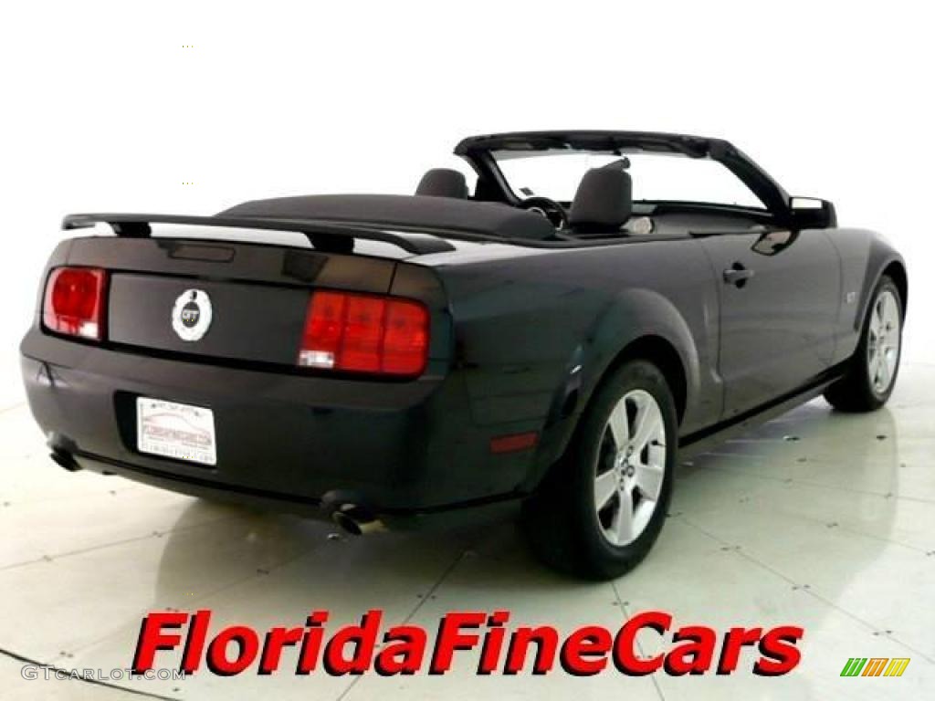 2006 Mustang GT Premium Convertible - Black / Dark Charcoal photo #2