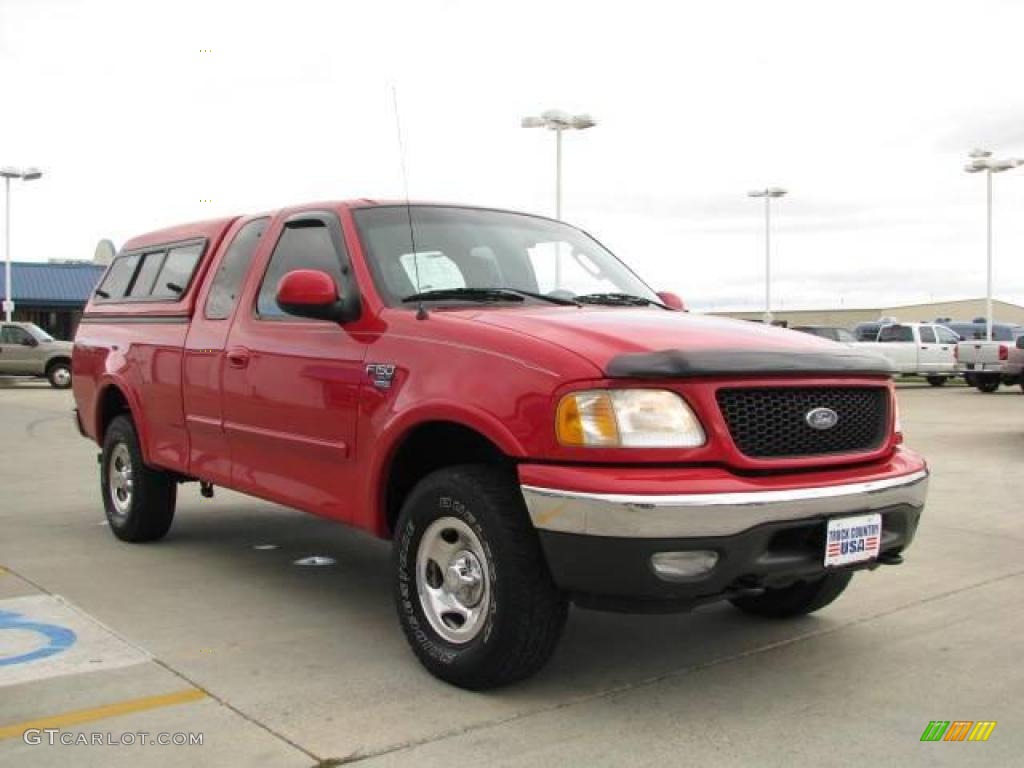 2003 F150 XLT SuperCab 4x4 - Bright Red / Medium Graphite Grey photo #3