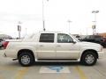 White Diamond - Escalade EXT AWD Photo No. 5