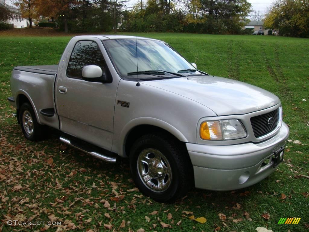 2003 F150 XLT Regular Cab - Silver Metallic / Medium Graphite Grey photo #5