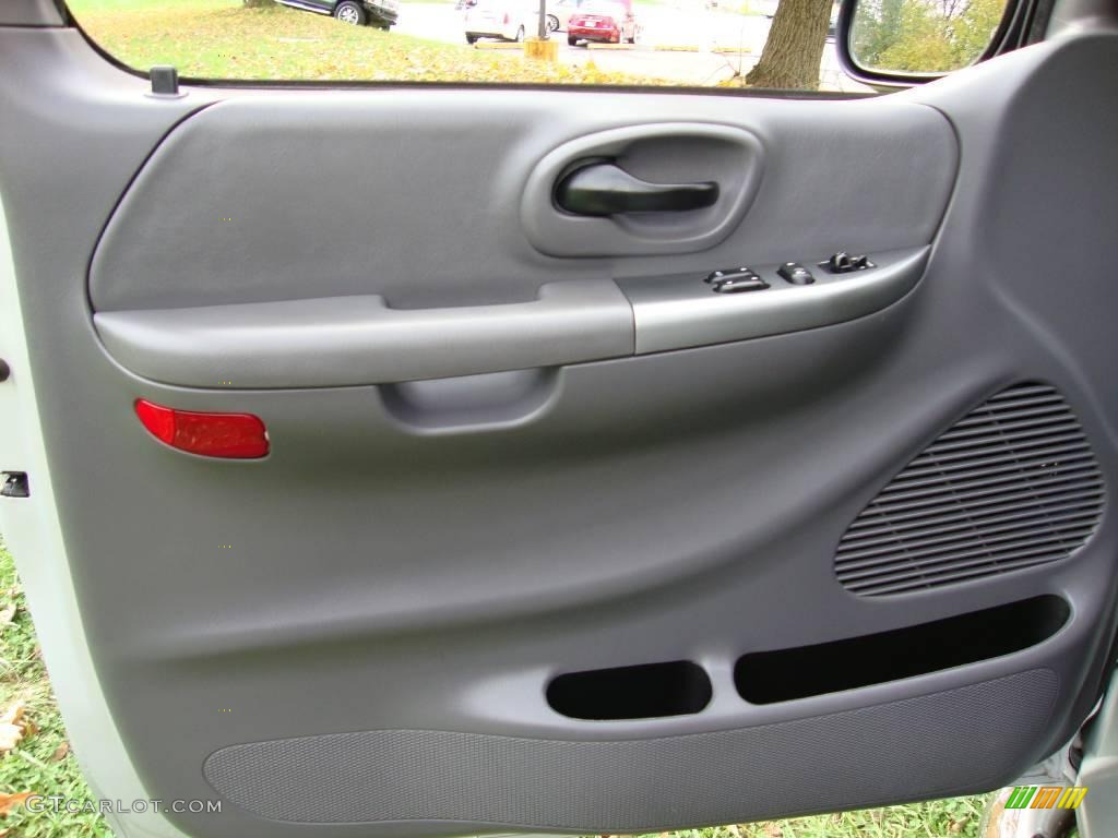 2003 F150 XLT Regular Cab - Silver Metallic / Medium Graphite Grey photo #13