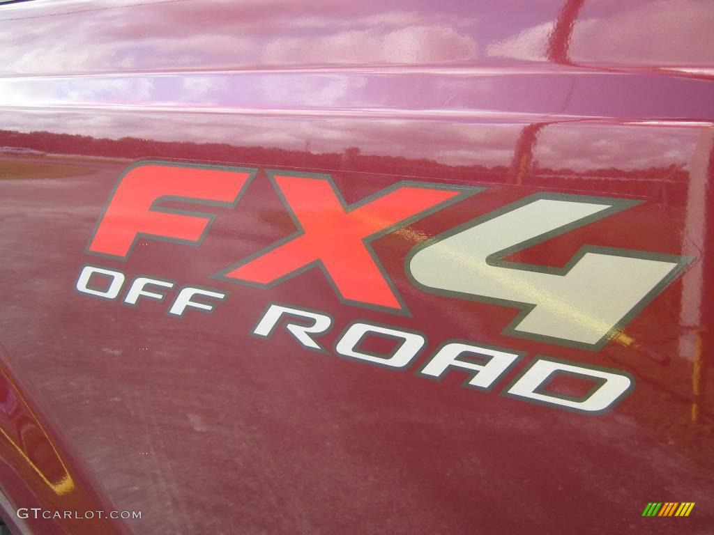 2004 F250 Super Duty XLT SuperCab 4x4 - Dark Toreador Red Metallic / Medium Flint photo #12