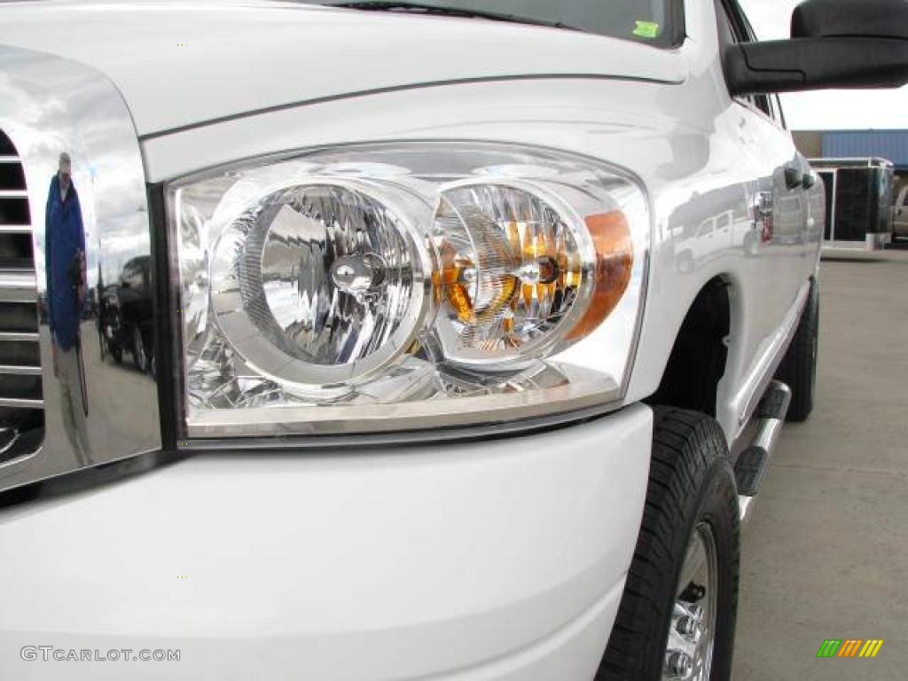 2008 Ram 3500 Laramie Quad Cab 4x4 - Bright White / Medium Slate Gray photo #3