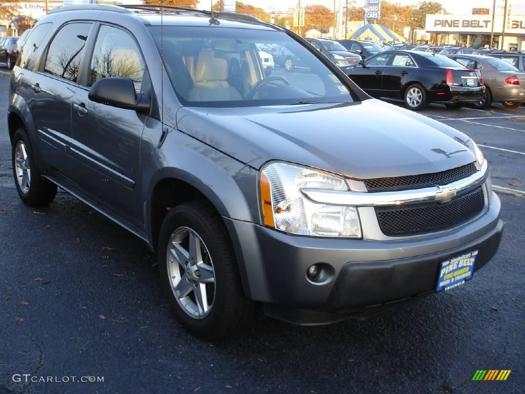2005 Equinox LT AWD - Dark Silver Metallic / Light Gray photo #2