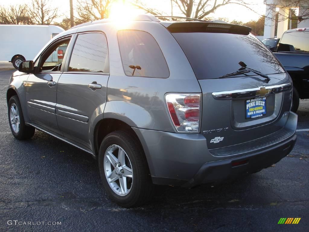 2005 Equinox LT AWD - Dark Silver Metallic / Light Gray photo #4