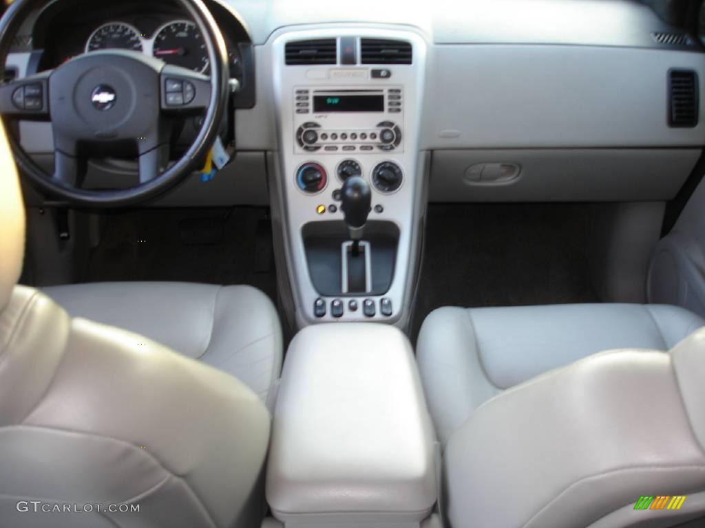 2005 Equinox LT AWD - Dark Silver Metallic / Light Gray photo #10