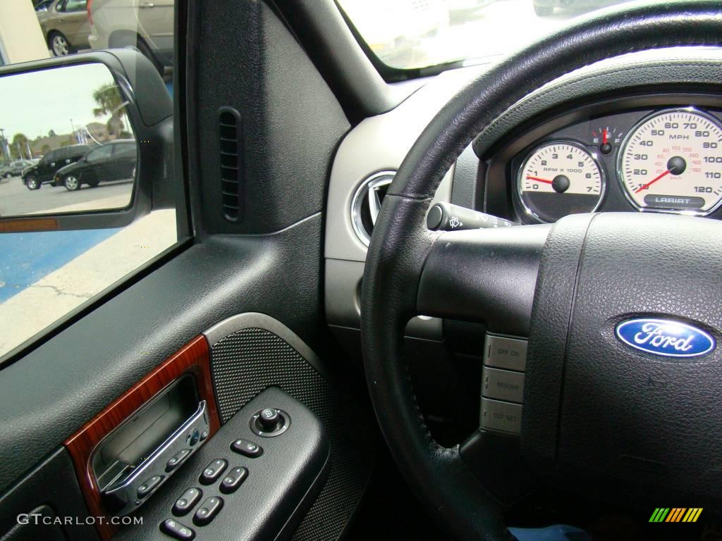 2006 F150 Lariat SuperCrew 4x4 - Oxford White / Black photo #19