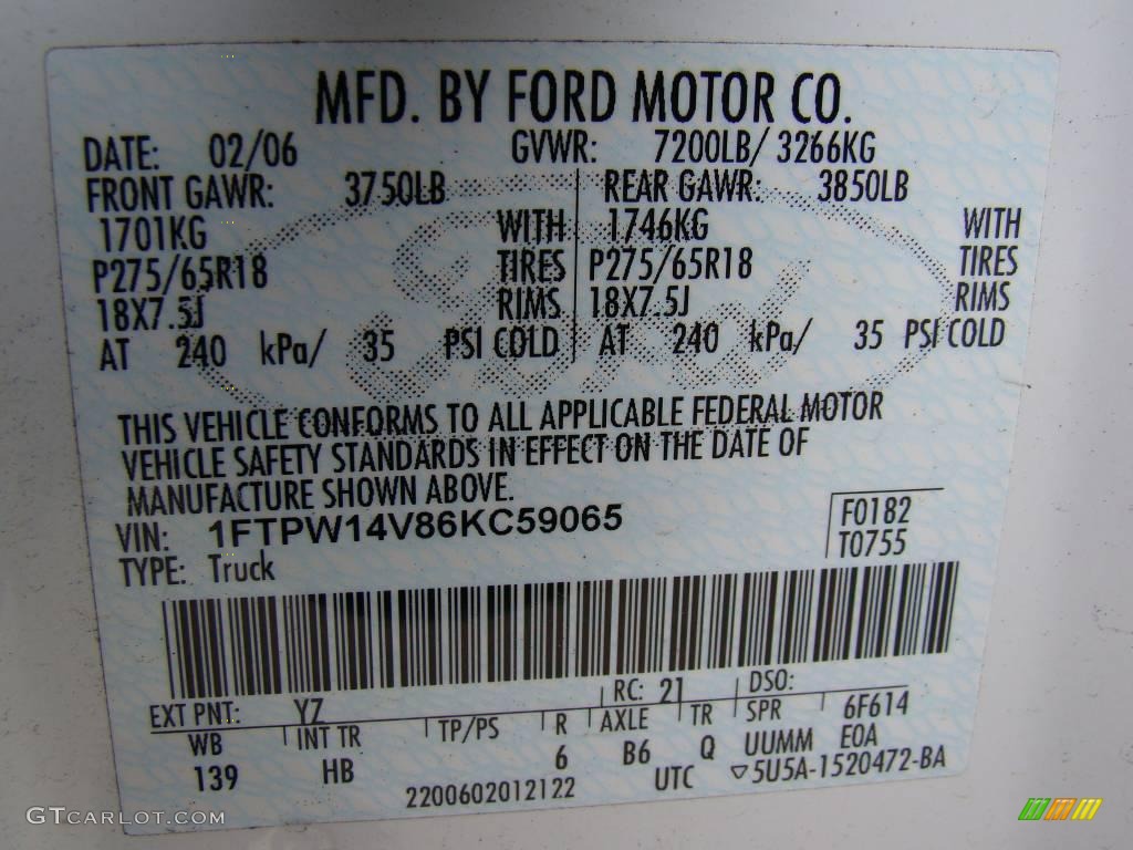 2006 F150 Lariat SuperCrew 4x4 - Oxford White / Black photo #22