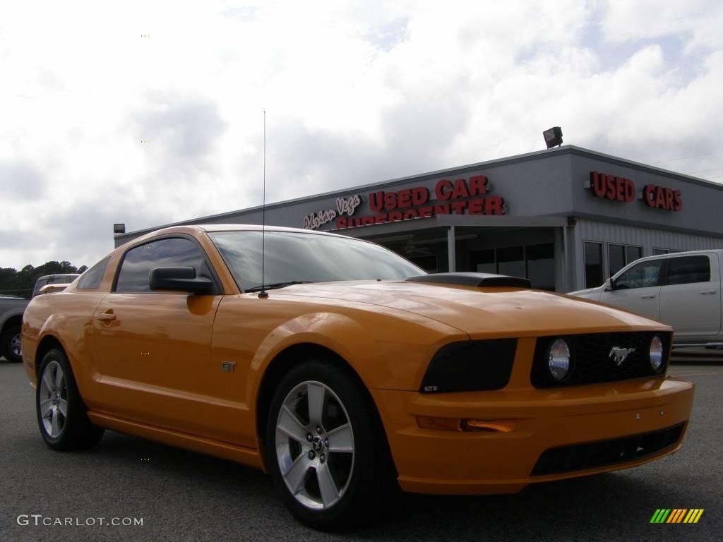 2007 Mustang GT Premium Coupe - Grabber Orange / Dark Charcoal photo #1