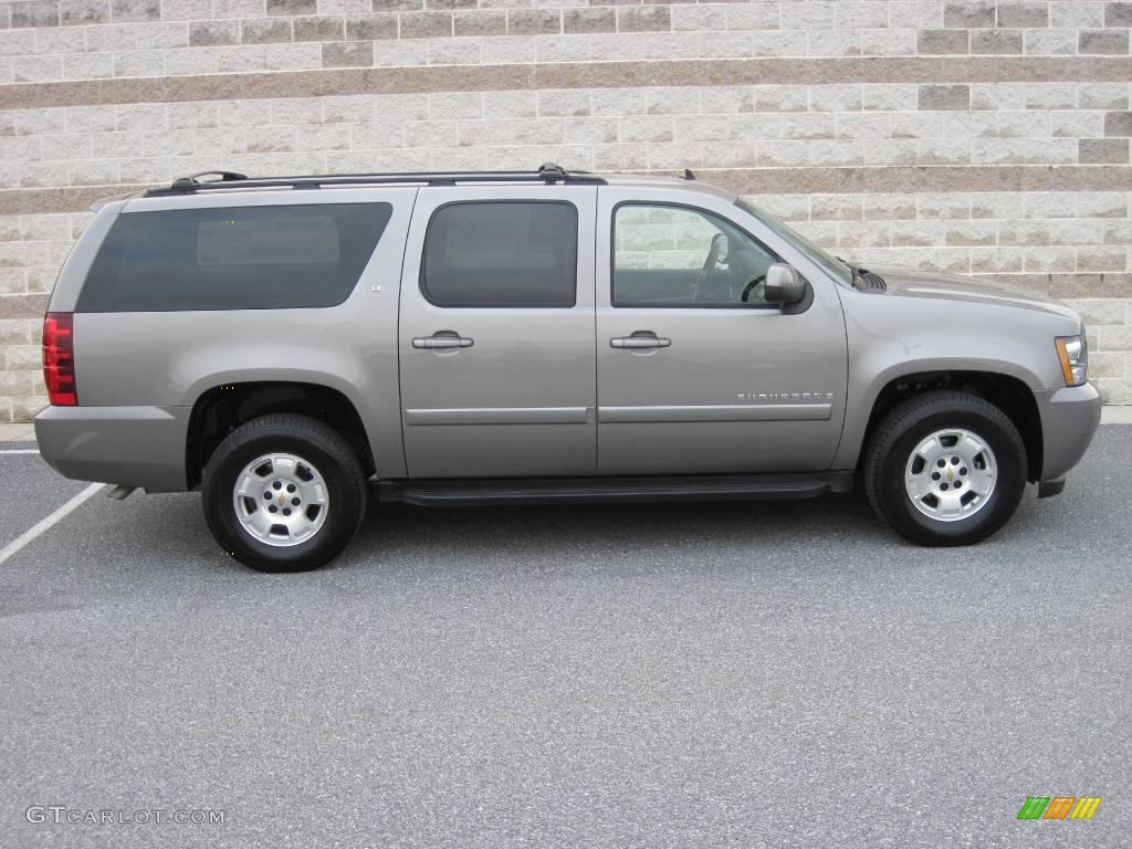 2009 Suburban LT 4x4 - Greystone Metallic / Ebony photo #1