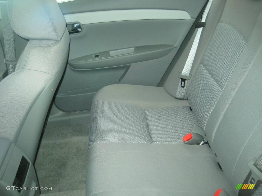 2010 Malibu LS Sedan - Silver Ice Metallic / Titanium photo #4