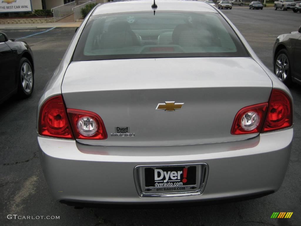 2010 Malibu LS Sedan - Silver Ice Metallic / Titanium photo #5