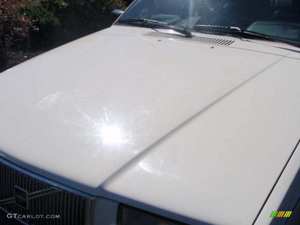 1994 940 Sedan - White / Grey photo #6
