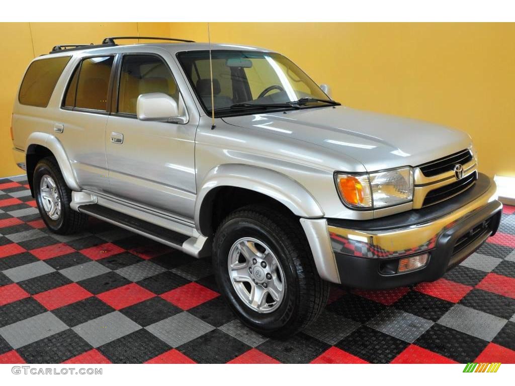 2002 4Runner SR5 4x4 - Millennium Silver Metallic / Gray photo #1