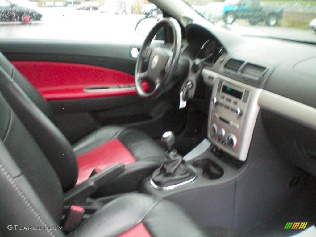2006 Cobalt SS Supercharged Coupe - Black / Ebony/Red photo #16
