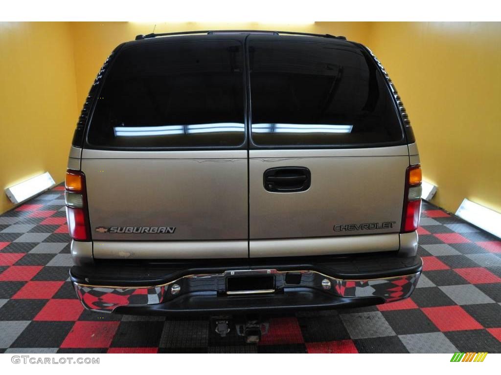 2001 Suburban 1500 LS 4x4 - Light Pewter Metallic / Light Gray/Neutral photo #5
