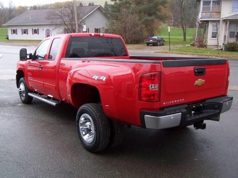 2009 Chevrolet Silverado 3500HD LT Extended Cab 4x4 Dually Data, Info and Specs