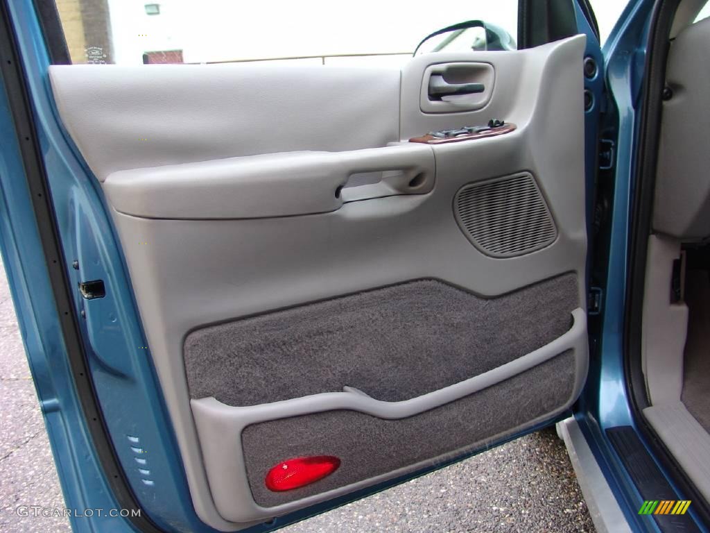 2002 Windstar SEL - Light Sapphire Blue Metallic / Medium Graphite Grey photo #15
