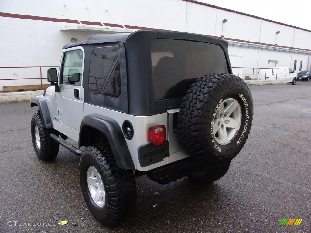 2004 Wrangler Rubicon 4x4 - Bright Silver Metallic / Dark Slate Gray photo #10