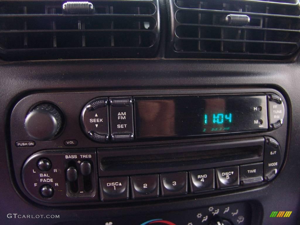 2004 Wrangler Rubicon 4x4 - Bright Silver Metallic / Dark Slate Gray photo #25