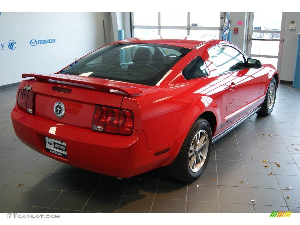 2005 Mustang V6 Premium Coupe - Torch Red / Dark Charcoal photo #3