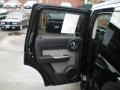 Black - Nitro SLT 4x4 Photo No. 17