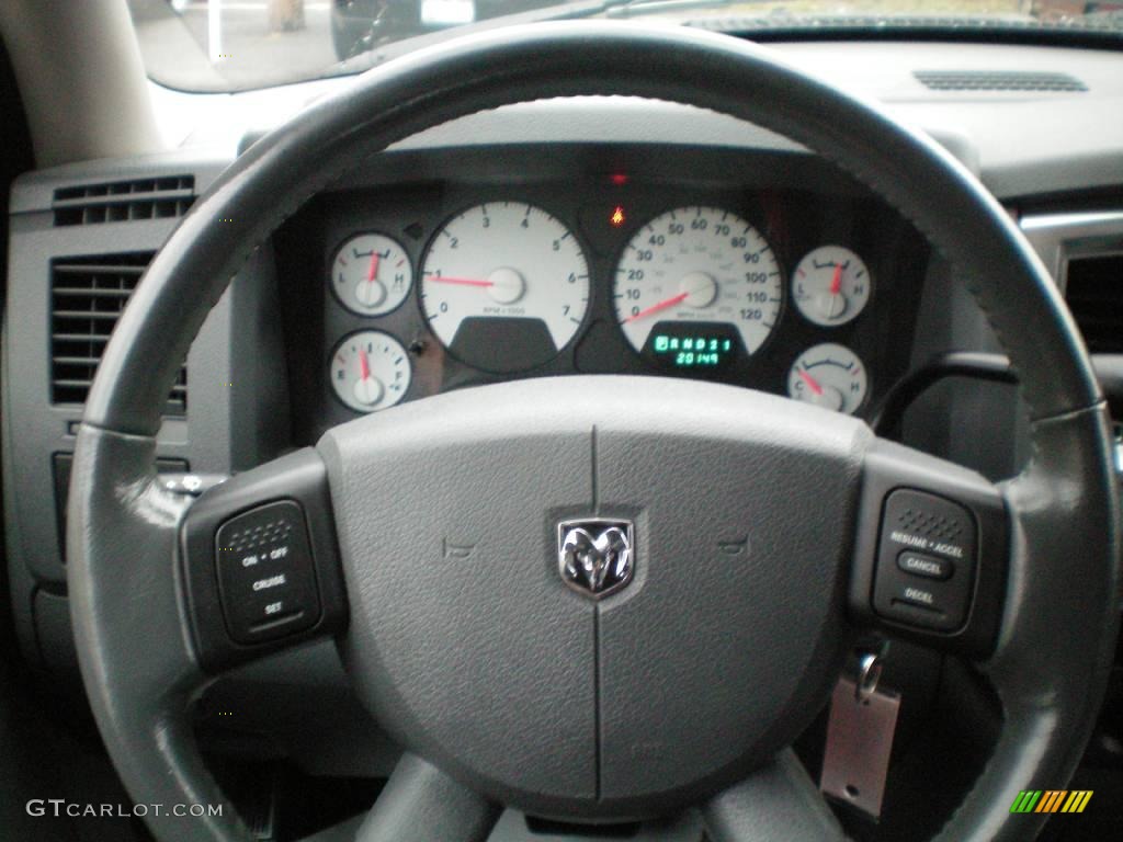 2007 Ram 1500 SLT Quad Cab 4x4 - Brilliant Black Crystal Pearl / Medium Slate Gray photo #25