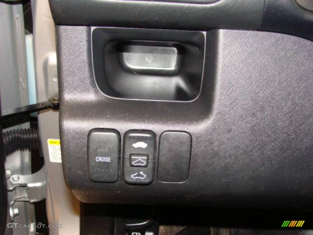 2002 CR-V EX 4WD - Satin Silver Metallic / Black photo #10