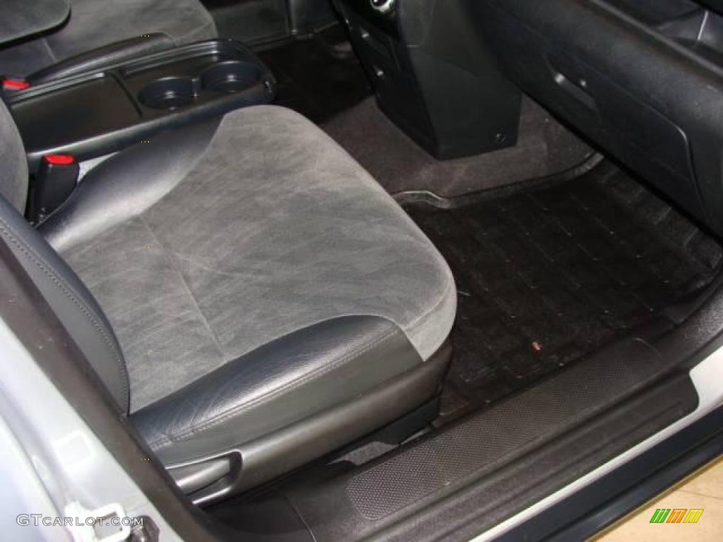 2002 CR-V EX 4WD - Satin Silver Metallic / Black photo #20