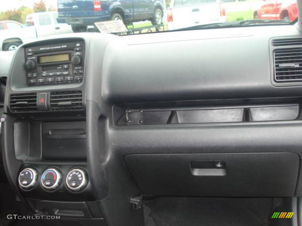 2003 CR-V EX 4WD - Satin Silver Metallic / Black photo #16